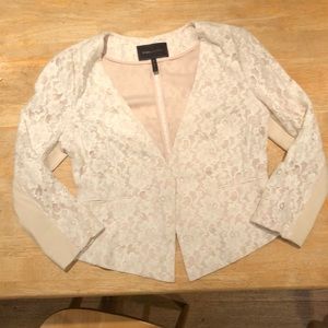 BCBGMAXAZRIA cream lace blazer